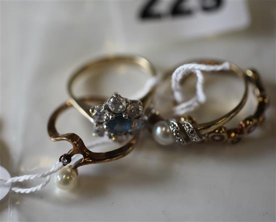4 gem set rings